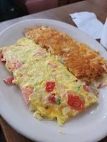 Omelette and Hash Browns
